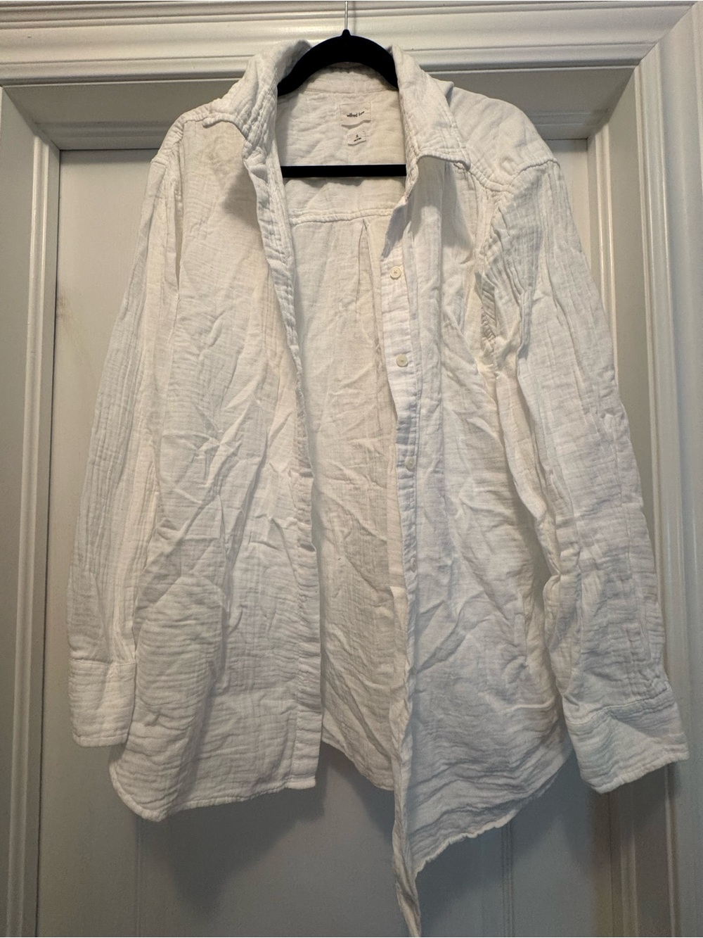 Aritzia Wilfred Button Down - Size XL